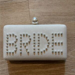 Elegant Cream Bridal Clutch